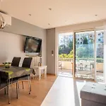 Bright 2Bedroom Apartment 15Min Walk To The Palais