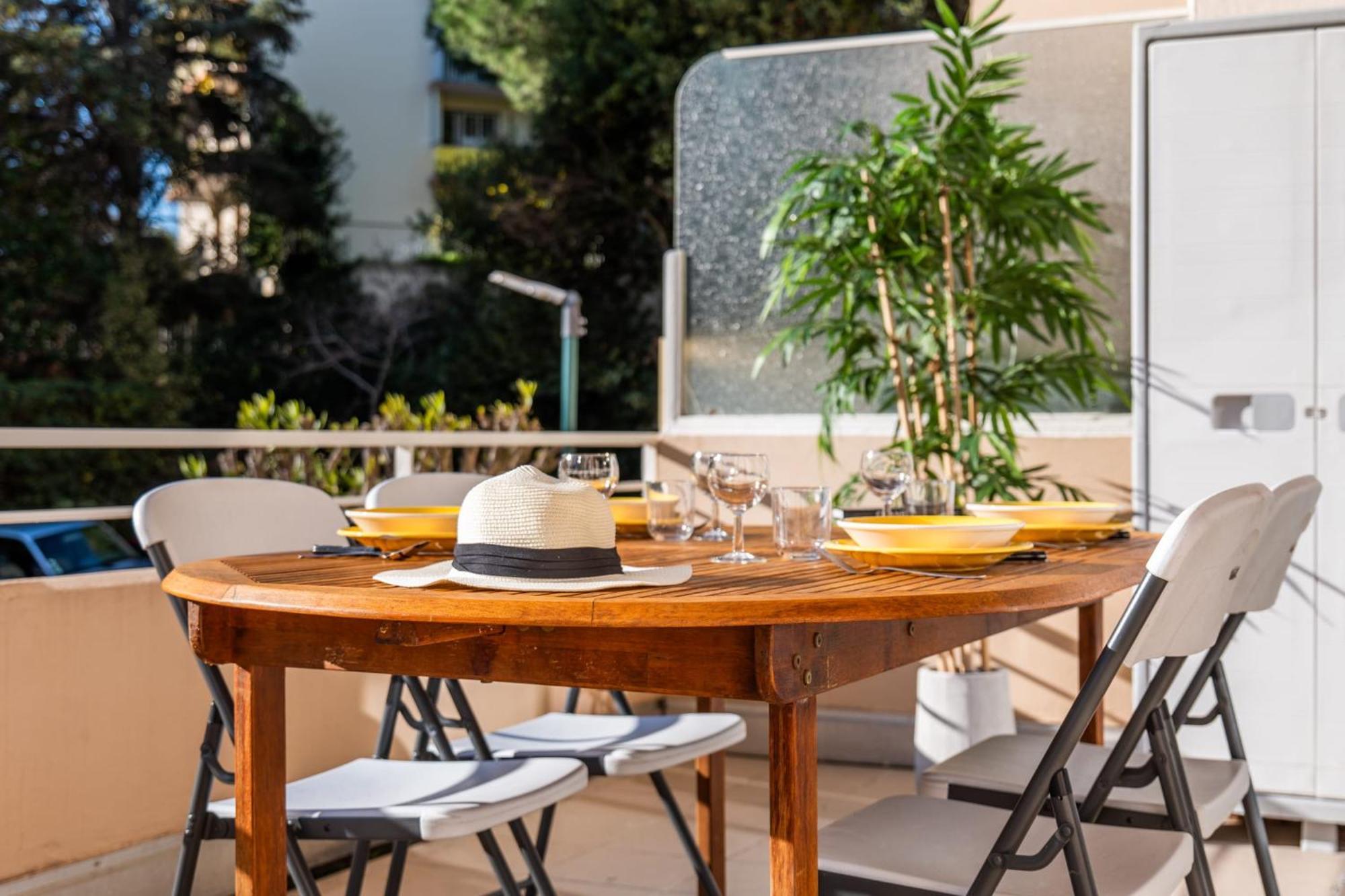 Appartement Bright 2bedroom 15min Walk To The Palais Cannes